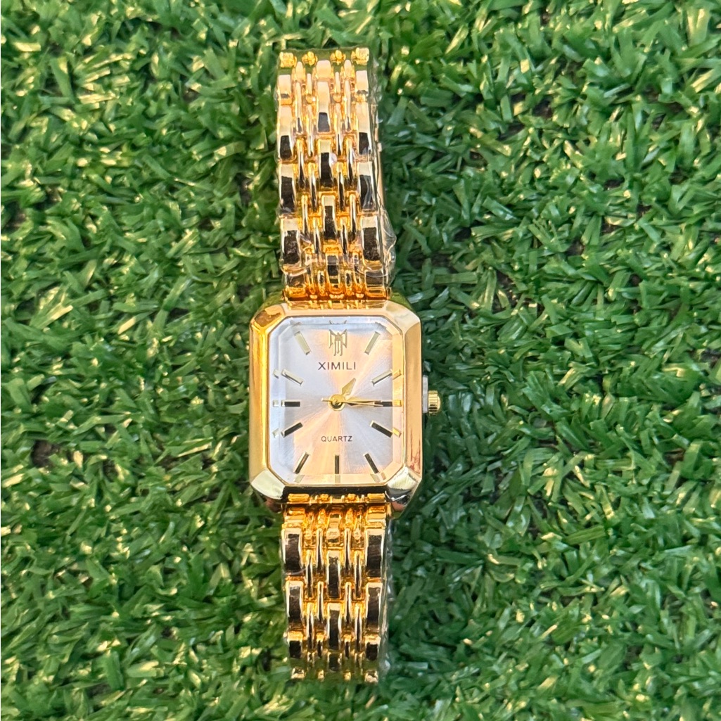 Gold Analog Dress Watch With Mesh Band